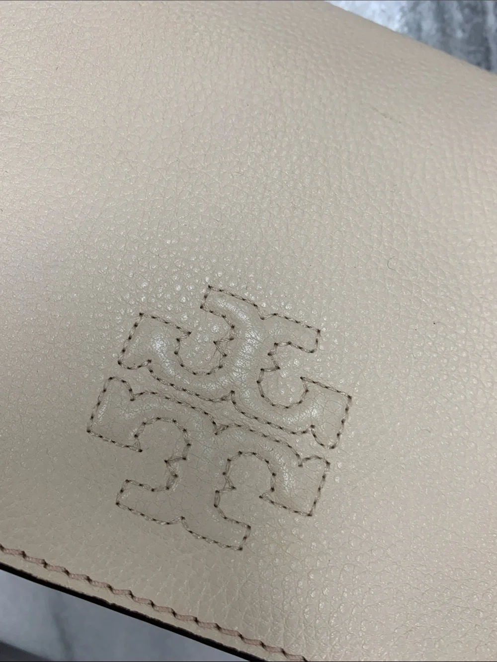 Tory Burch Neutral Beige Pebbled Leather Crossbody with Tassel - Picture 8 of 8